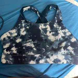 Fabletics no bounce sports bra